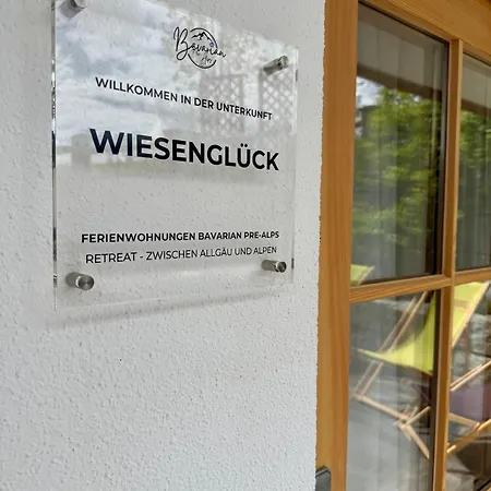 Bavarian Pre-alps -wiesenglueck- דירה